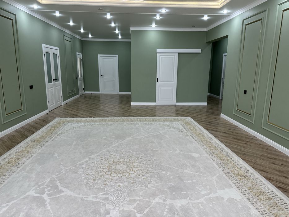 Жилой дом с земельным учатком