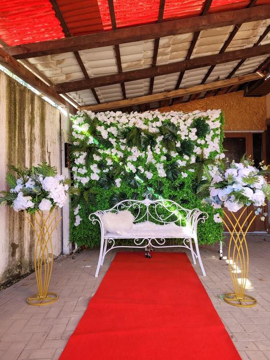 Arcada din flori evenimente super pret