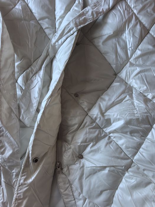 Продавам много красив дамски елек