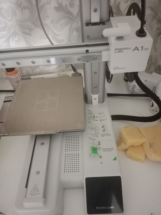 Продам 3 д принтер бамбу лаб