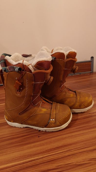 Boots Snowboard K2 Sapera cu Boa Nr.39EU