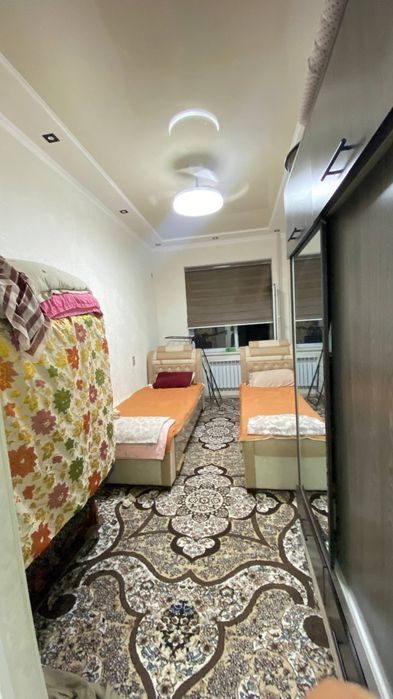 22-maktab oldida 3xonali yangi dom 5etaj 146v dom mahbut Tarobiy