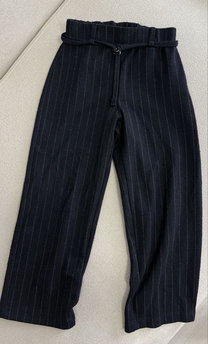 Продам брюки школьные фирма Zara