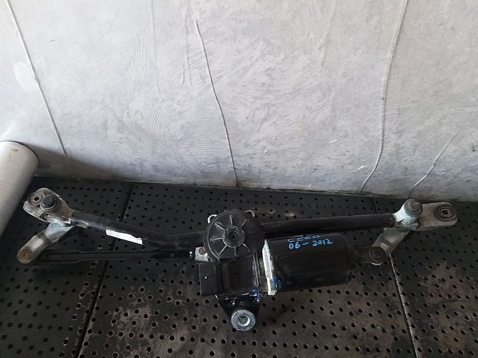 Ansamblu stergator motoras kia ceed 1 ed 2008