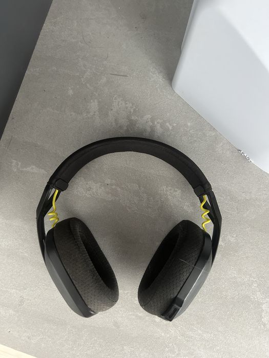 Слушалки logitech G435