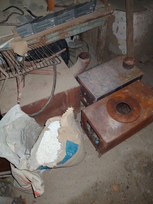 Pechkala sotiladi listi qalin garilkalari bor