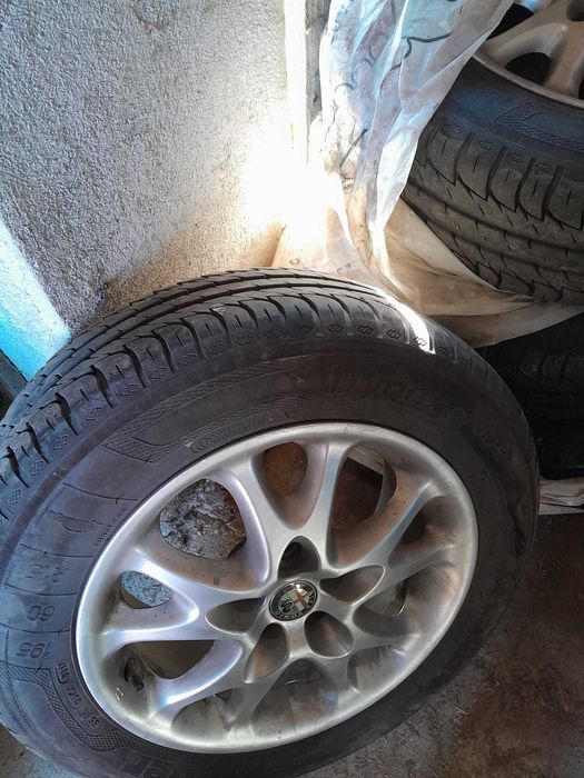 Set 4 anvelope de vară pe jante Alfa Romeo – 195/60/R15