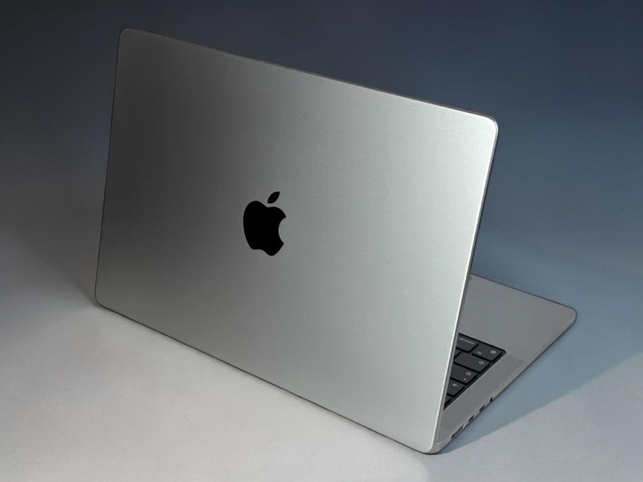 Apple MacBook Pro 14'' M1 Max 32RAM 1TB SSD Space Gray Перфектен