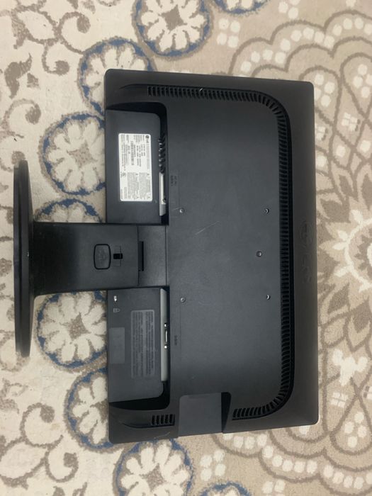 Монитор LG Flatron E1911S 18.5” с кабелями