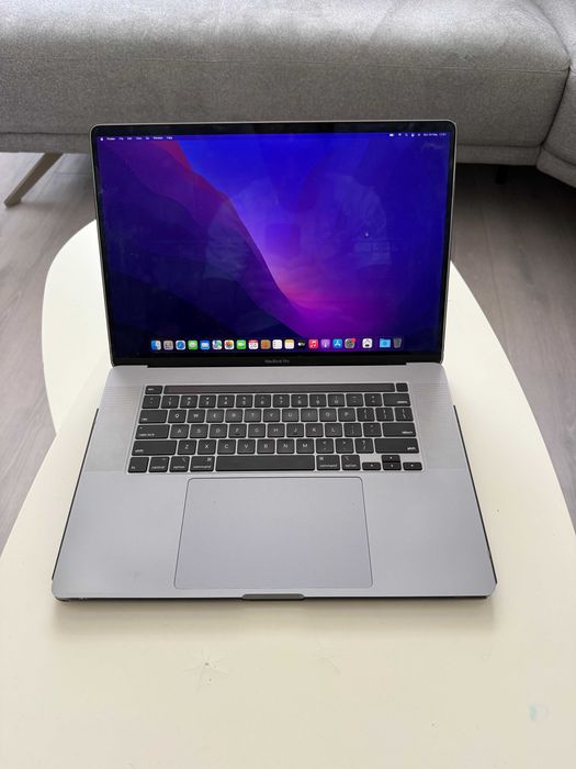 macbook pro 15 2019 - Laptopuri oferte online | OLX.ro