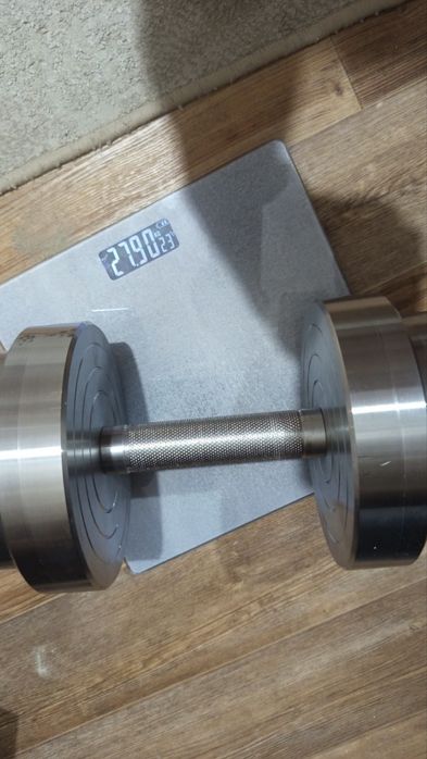 Продается мощные гантели!