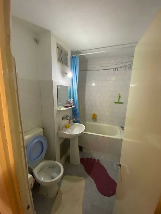 Închiriere 3 camere decomandat, centrala., George Enescu / Sineasca