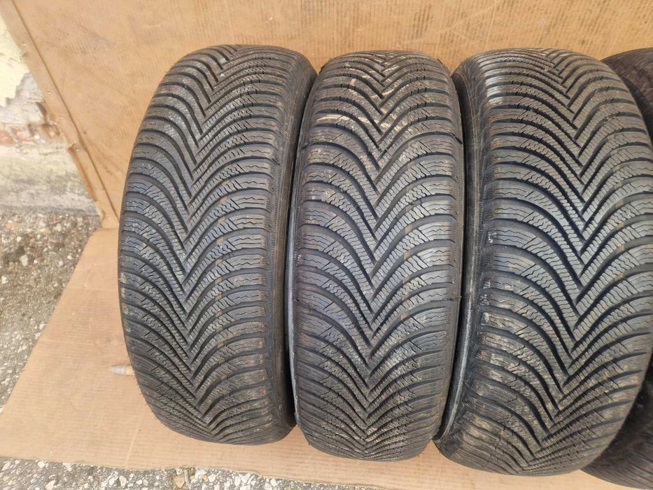 4 броя Michelin R17 215/65
Зимни гуми 
DOT2922