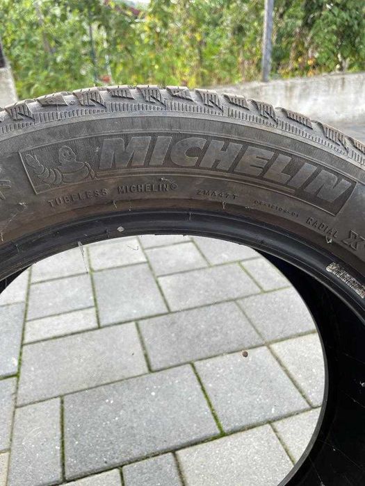 Vand set cauciucuri iarna 215x55x17 98V