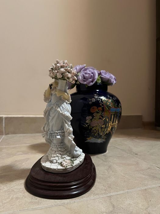 Порцеланова фигура