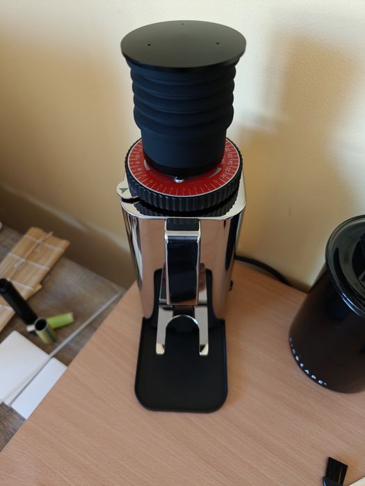 Кафемелачка-ECM C-Manuale 54