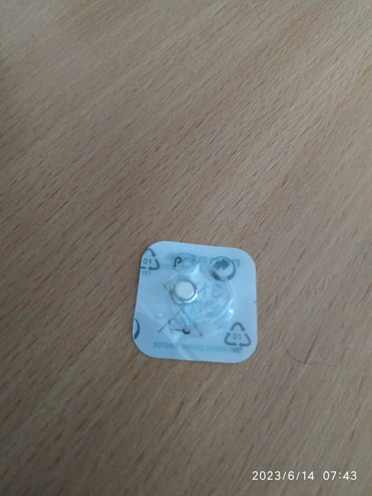 батарейка на золотые часы SR516SW