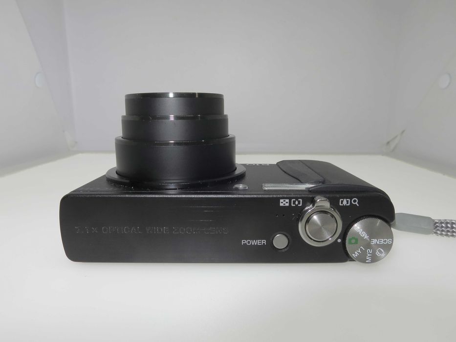Ricoh R10 компактен цифров фотоапарат, дигитална камера с голям зум