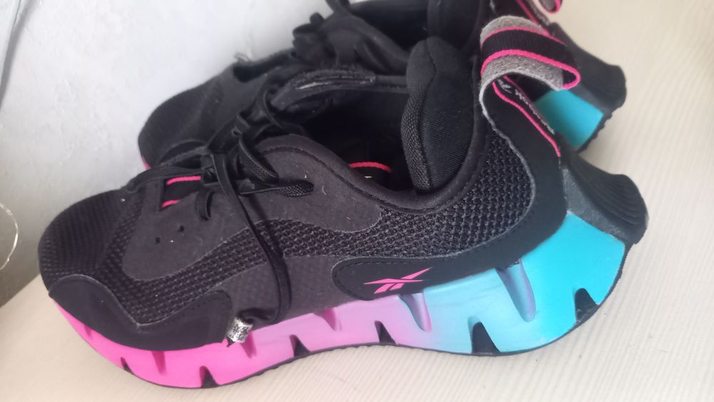 Продам кроссовки Reebok оригинал