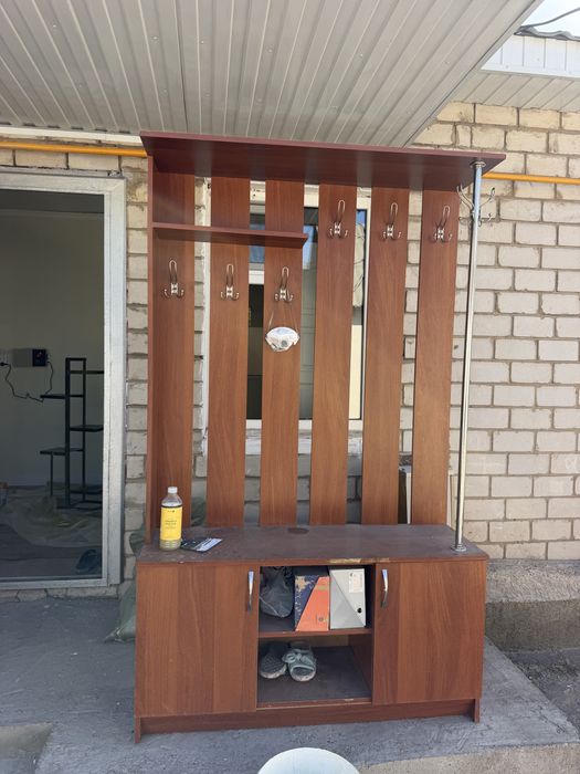 Продам шкафчик в прихожую