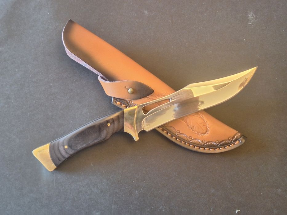 Ловен нож-стомана М390