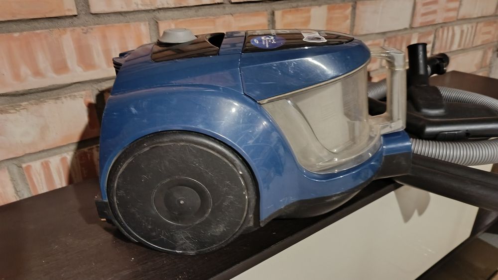 Пылесос Samsung AirTrack 1600w
