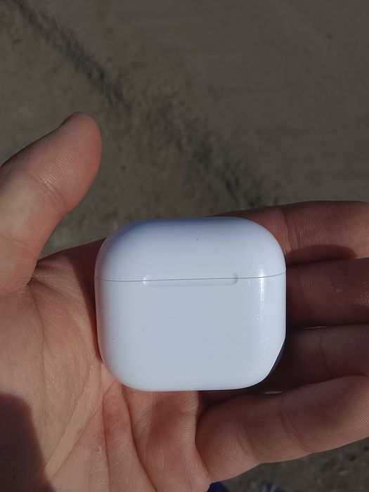 Айрподс 4.зарядка Тайпси