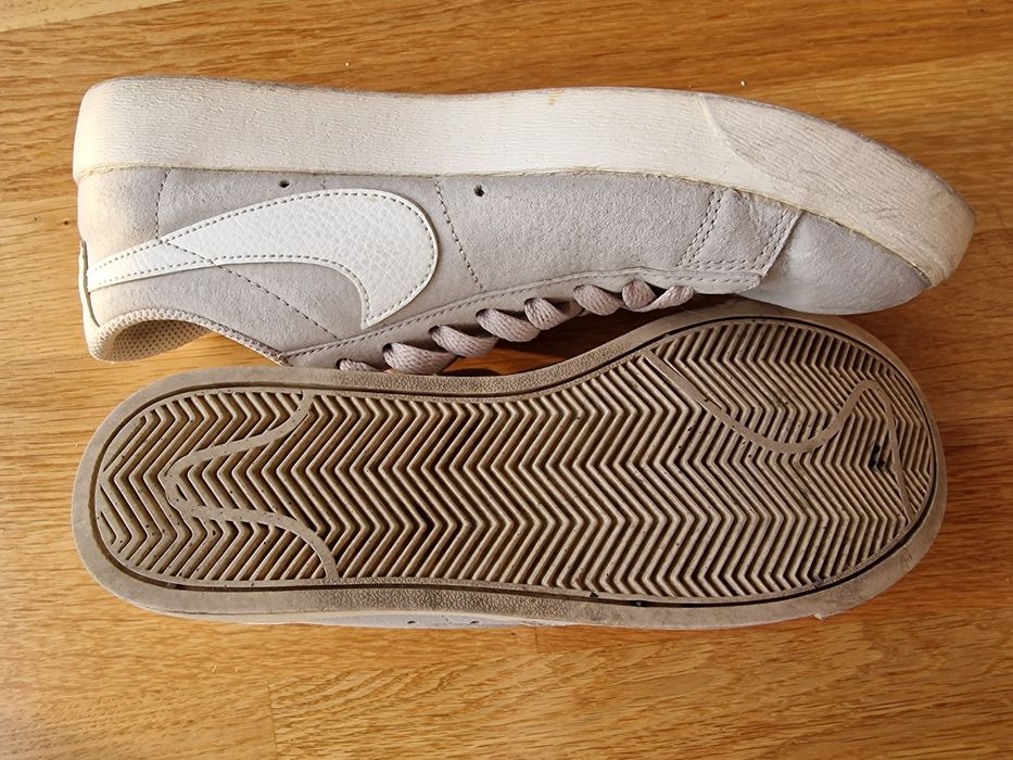 Adidasi Nike, 38