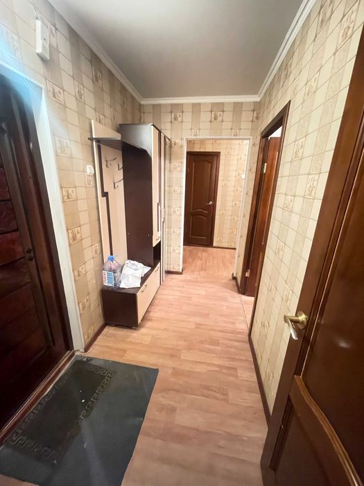 Продам 2 комнатную на 11 микрорайоне