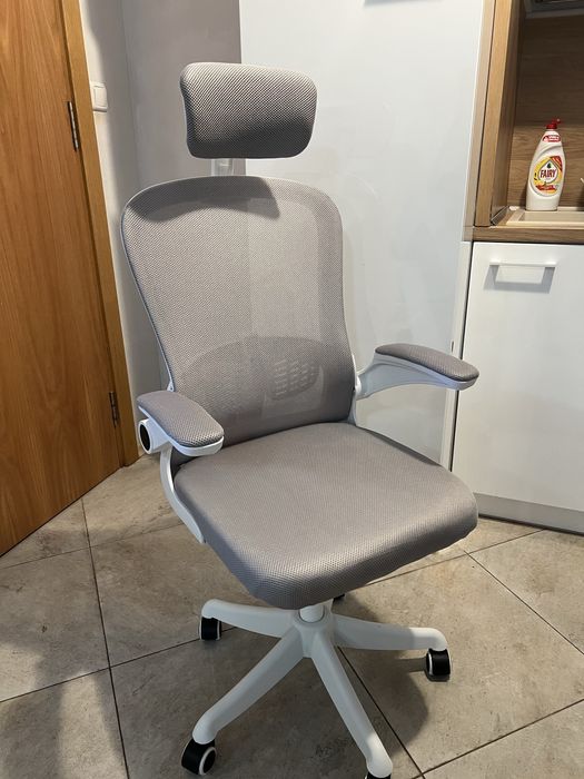 Офис стол ергономичен