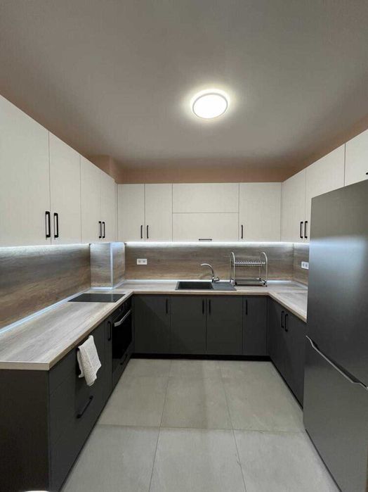 Продава се Двустаен апартамент в Пловдив, Съдийски - 67 кв.м за 2732 €/кв.м - Снимка #3