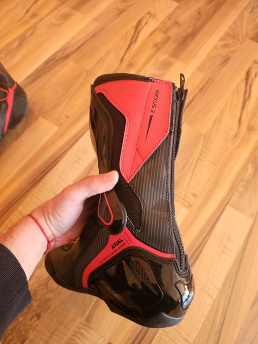 Чисто нови мото ботуши DAINISE