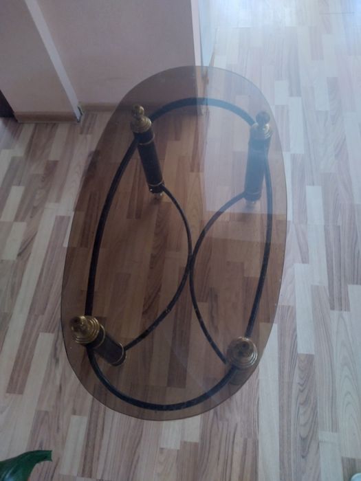 Продам журнальный столик