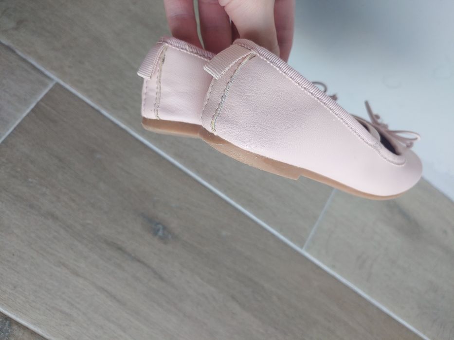 Отдам туфельки H&M