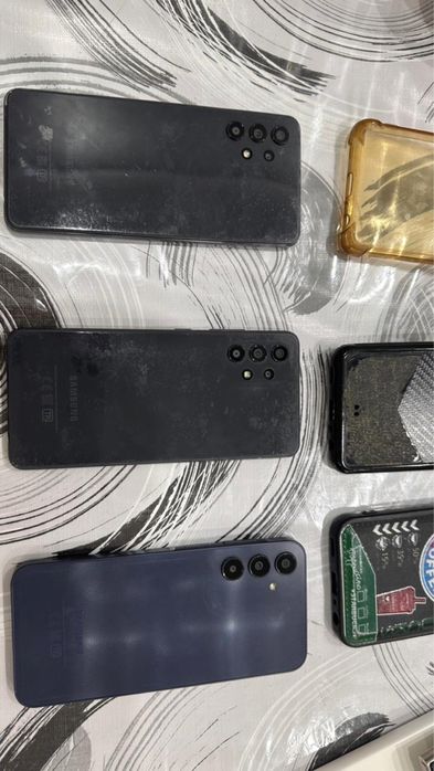 Продаются телефоны