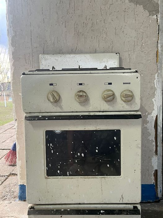 Продам газплиту работает