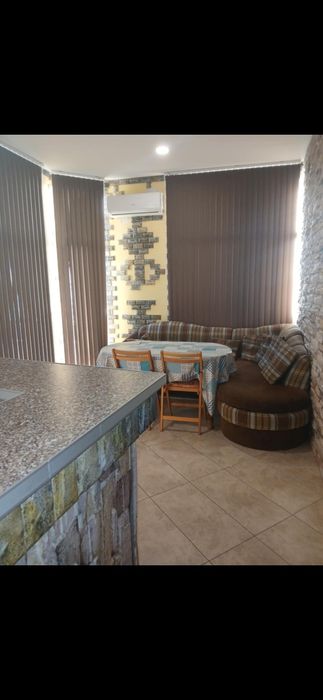 Дава се под наем Двустаен апартамент в Балчик - 56 кв.м за 255 € - Снимка #1