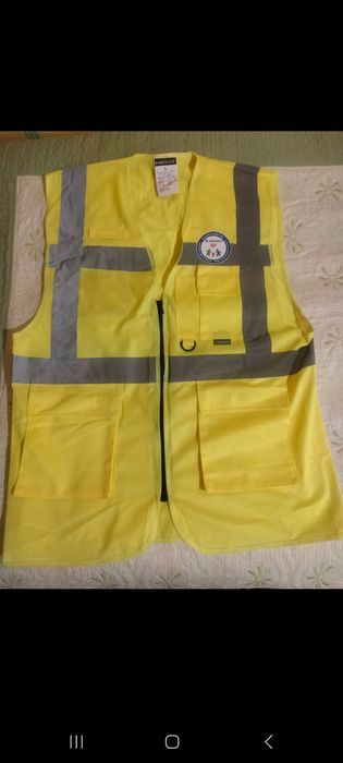 Сигнальные жилеты размер L XL