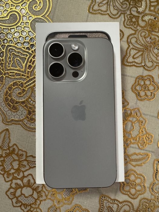 Продам iphone 15 pro 128g