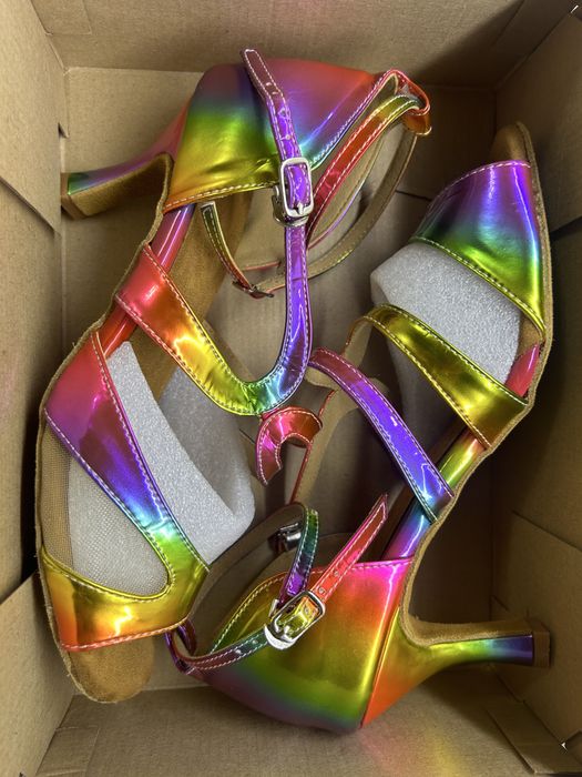 Бальные туфли для танцев