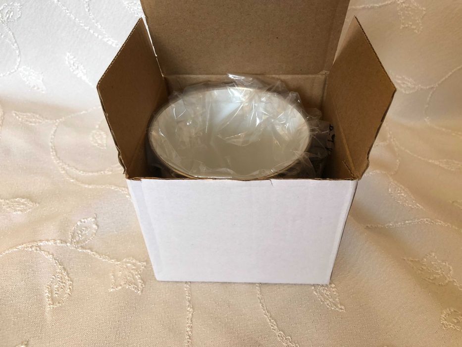 Метално емайлирано канче, бяло със сребрист кант, ретро стил, ново