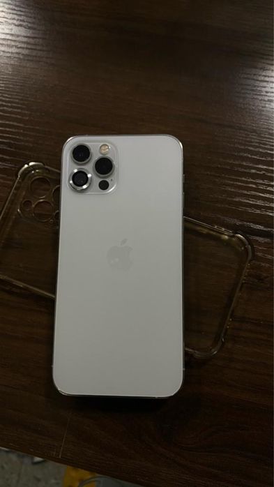 Айфон 12 про телефон