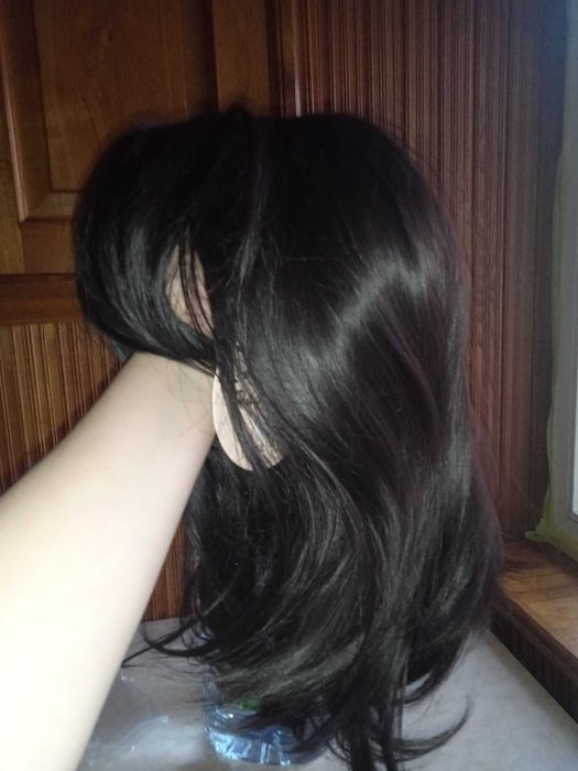 Продается новый среднего размера парик каскат