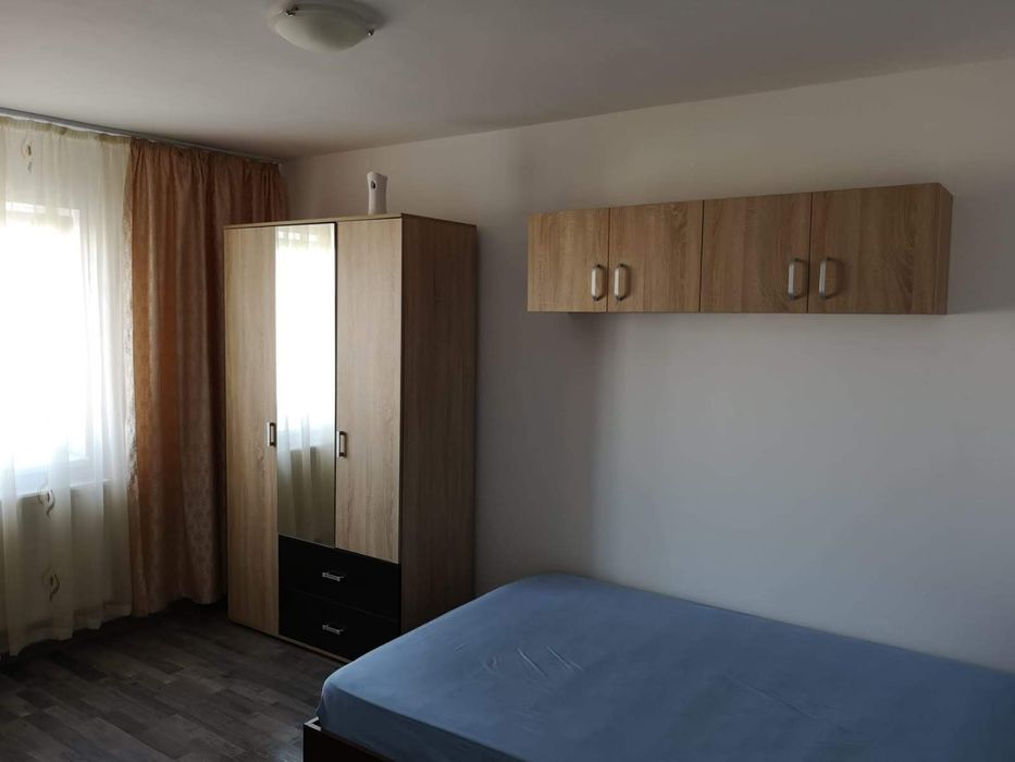 Închiriez Garsoniera Titan Auchan