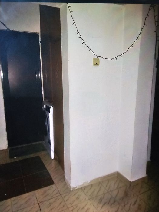Apartament decomandat URGENT