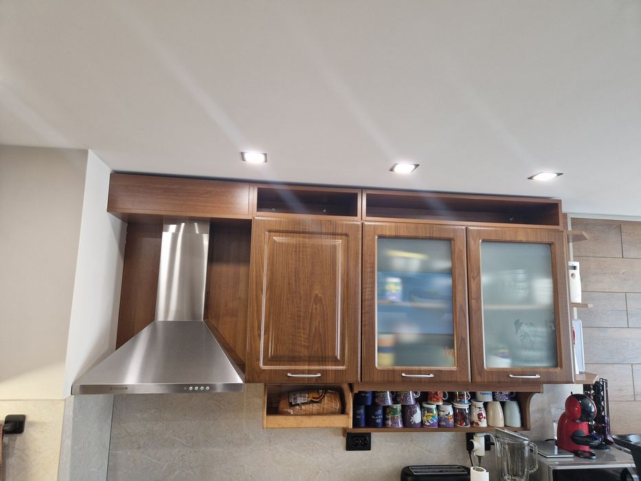 Вратички за кухня-горни шкафове  от щампован MDF