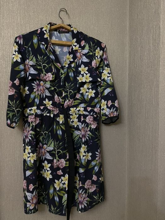 Женское платье