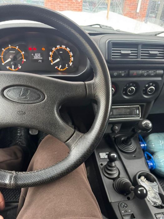 Продам ниву