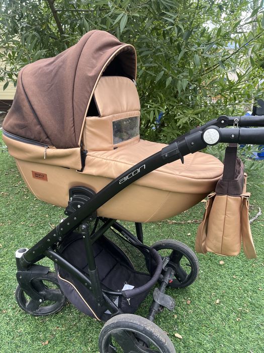 Продам коляску 2 в 1