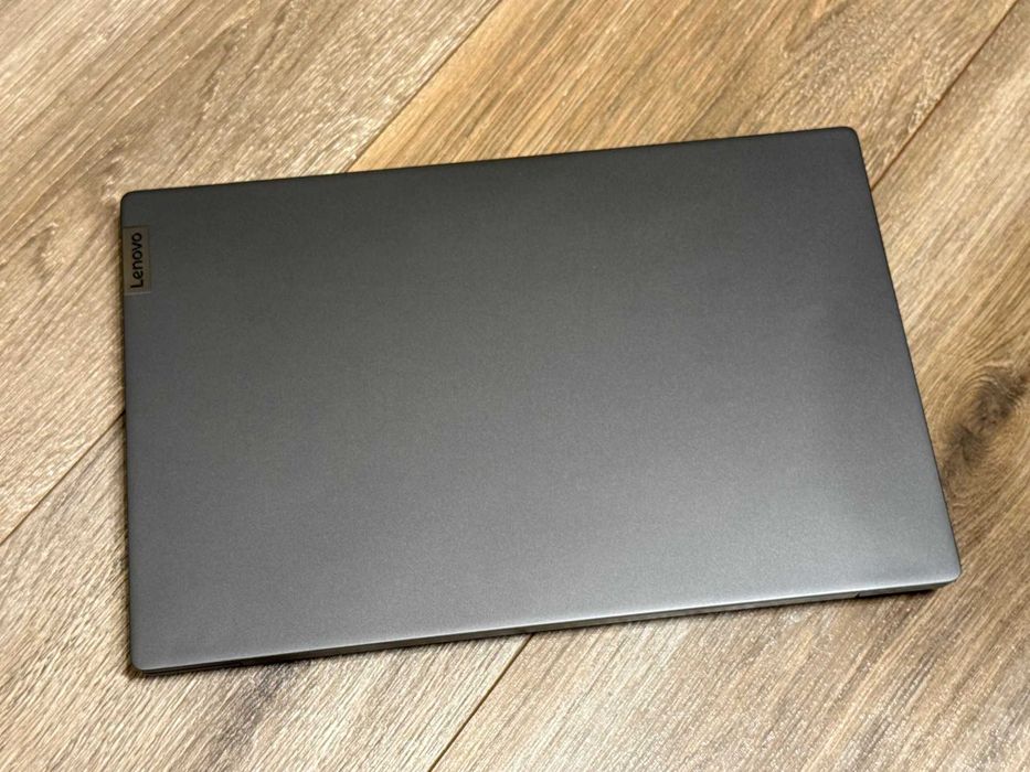 Lenovo Ideapad 5 14IIL05  I5-1035G1/8RAM/256GB SSD/Full HD